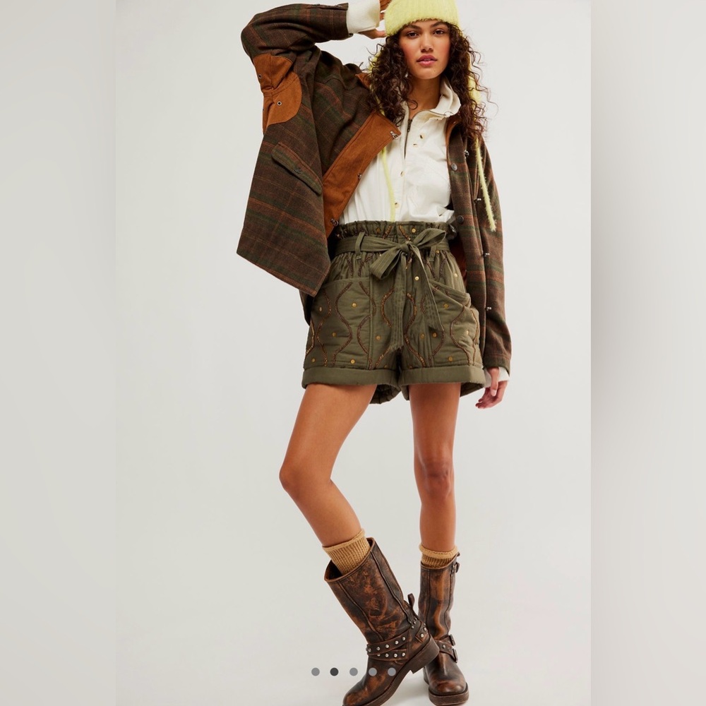 NWT Free People All About It Quilted Embellished Olive Green Shorts Size Large